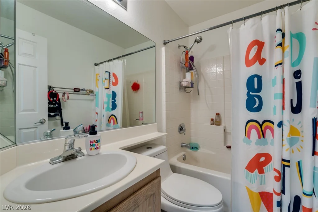 6532 Angel Mountain, Las Vegas, NV 89130