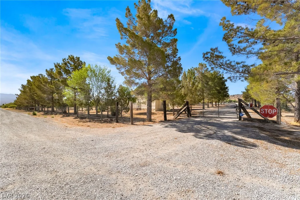 4121 Effinger, Pahrump, NV 89060