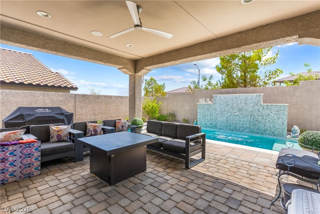 10587 Skye Paseo, Las Vegas, NV 89166