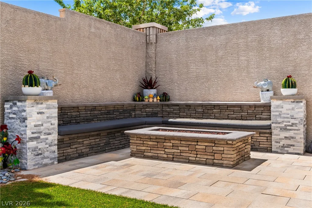 10587 Skye Paseo, Las Vegas, NV 89166