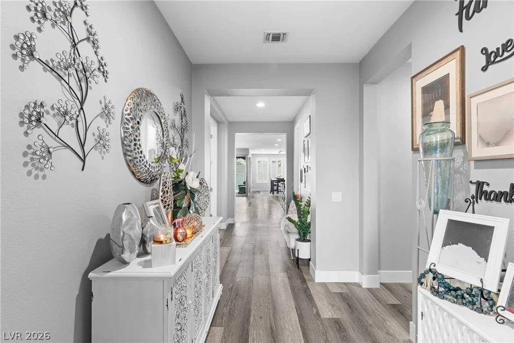 10587 Skye Paseo, Las Vegas, NV 89166