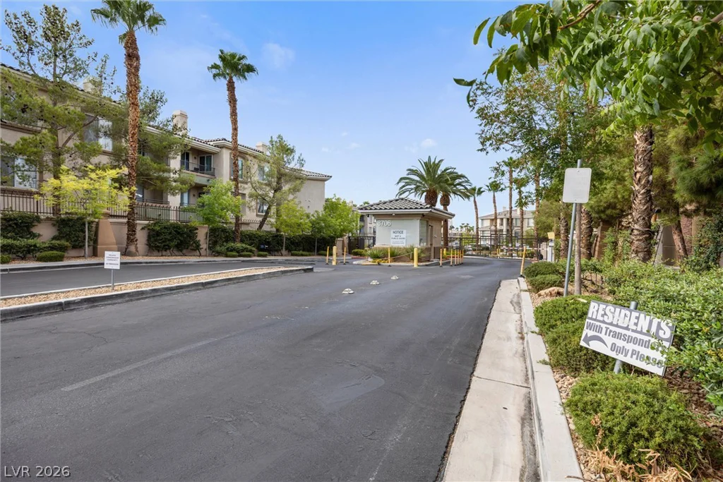 7147 Durango, Las Vegas, NV 89113
