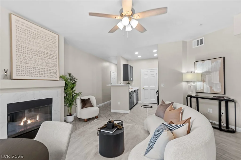 7147 Durango, Las Vegas, NV 89113