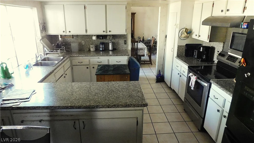 6600 Pickford, Las Vegas, NV 89107