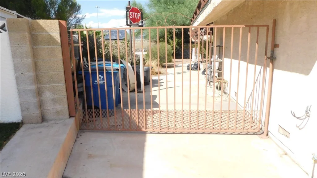 6600 Pickford, Las Vegas, NV 89107