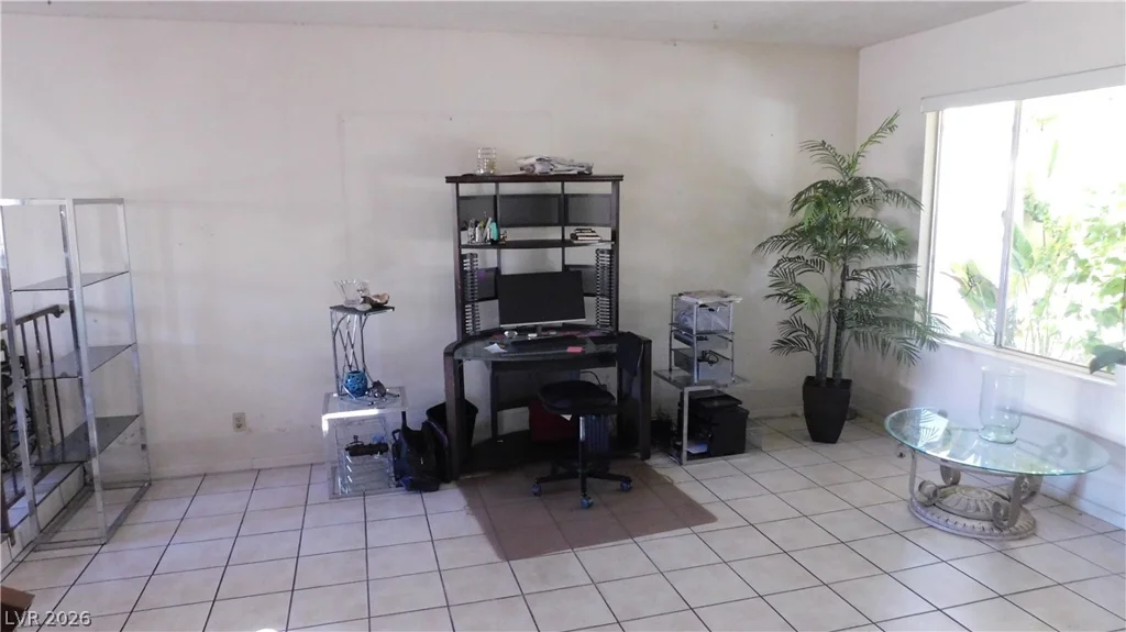 6600 Pickford, Las Vegas, NV 89107