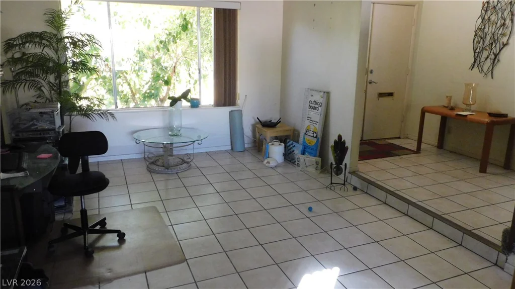 6600 Pickford, Las Vegas, NV 89107