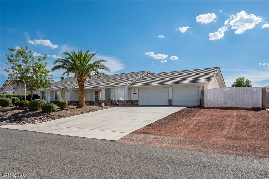 5241 Graystone, Pahrump, NV 89061