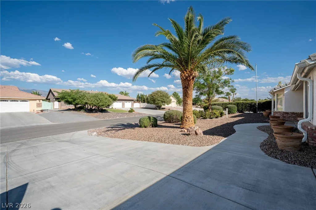 5241 Graystone, Pahrump, NV 89061