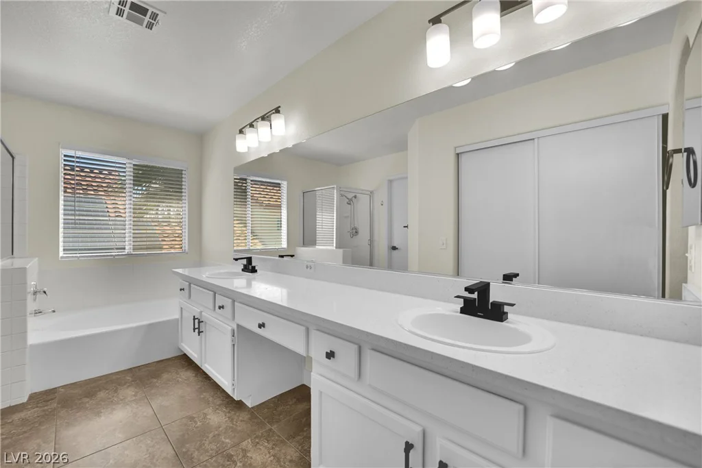 1220 Triumph, Las Vegas, NV 89117
