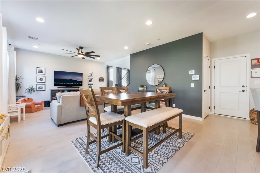10400 Sadie Blake, Las Vegas, NV 89166