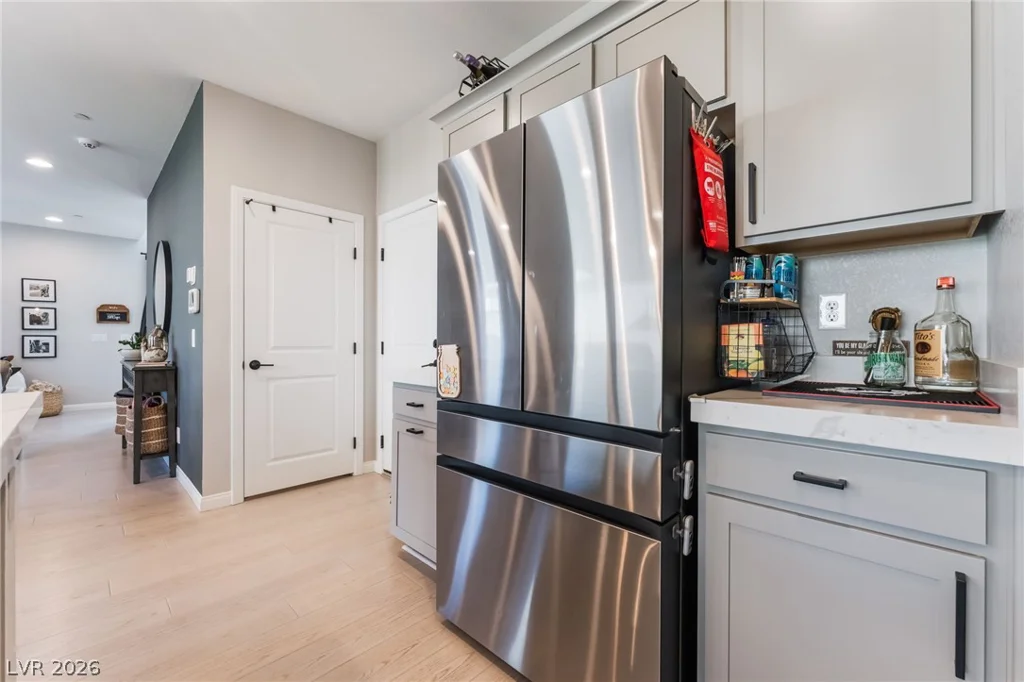 10400 Sadie Blake, Las Vegas, NV 89166