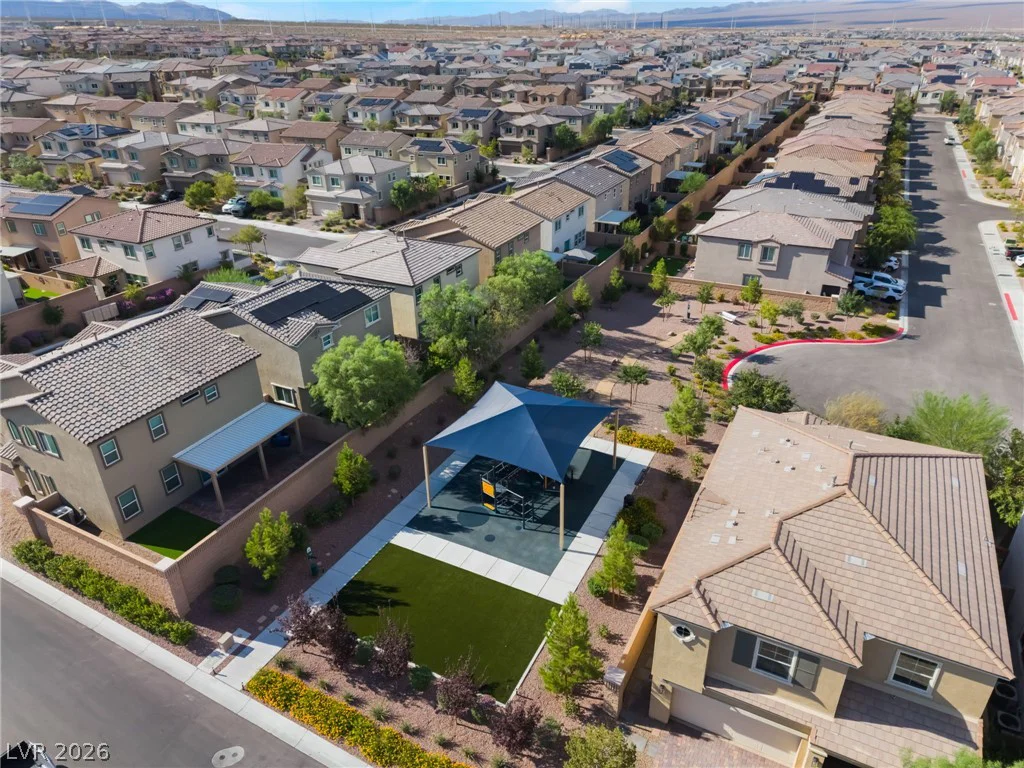 10400 Sadie Blake, Las Vegas, NV 89166