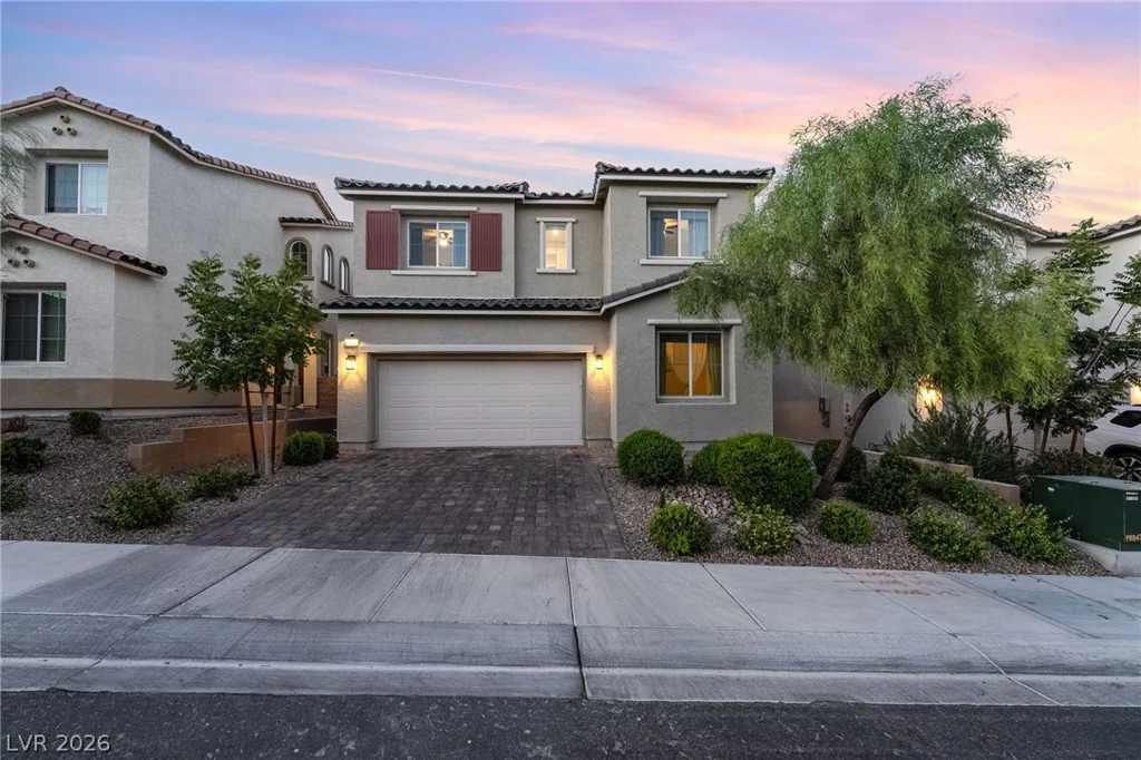 10400 Sadie Blake, Las Vegas, NV 89166