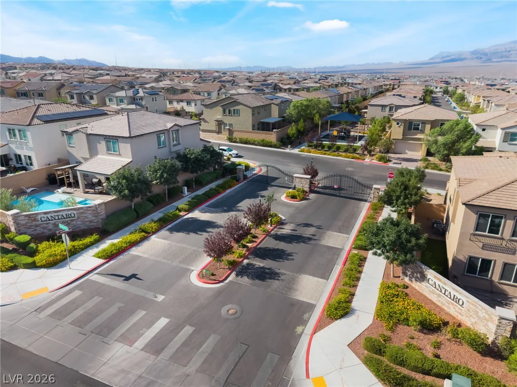 10400 Sadie Blake, Las Vegas, NV 89166