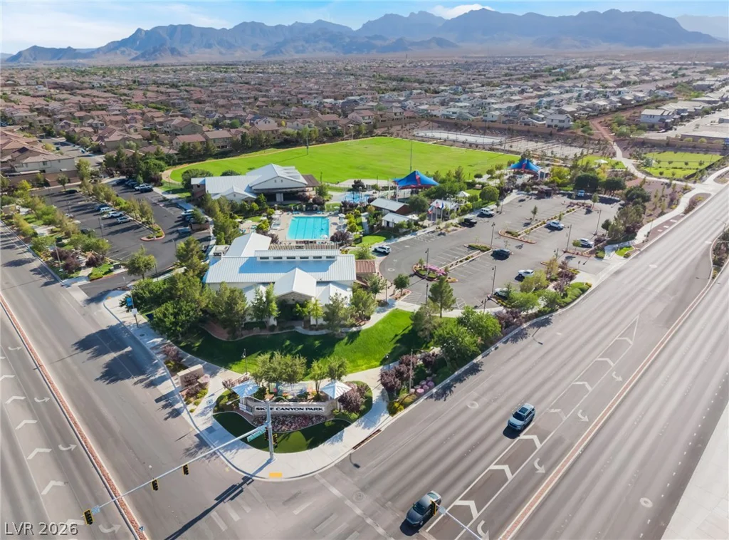10400 Sadie Blake, Las Vegas, NV 89166