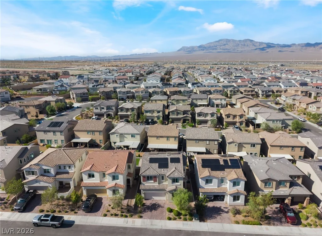 10400 Sadie Blake, Las Vegas, NV 89166