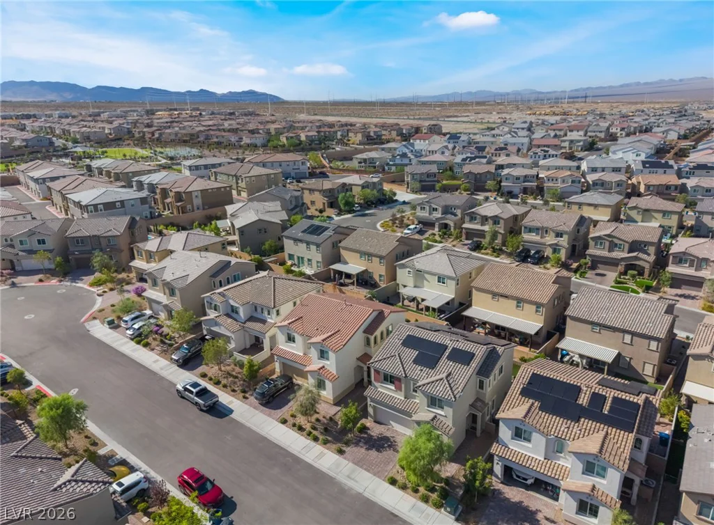 10400 Sadie Blake, Las Vegas, NV 89166