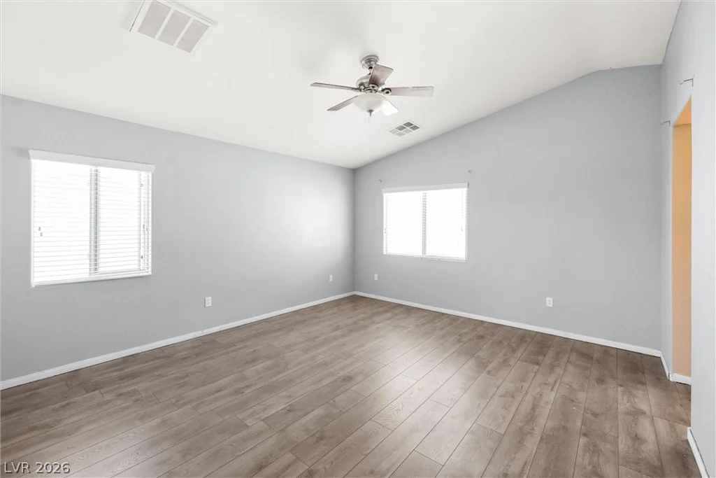 10883 Hawthorne Berry, Las Vegas, NV 89141