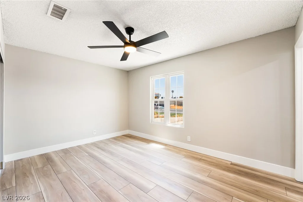 6504 Dinning, Las Vegas, NV 89107
