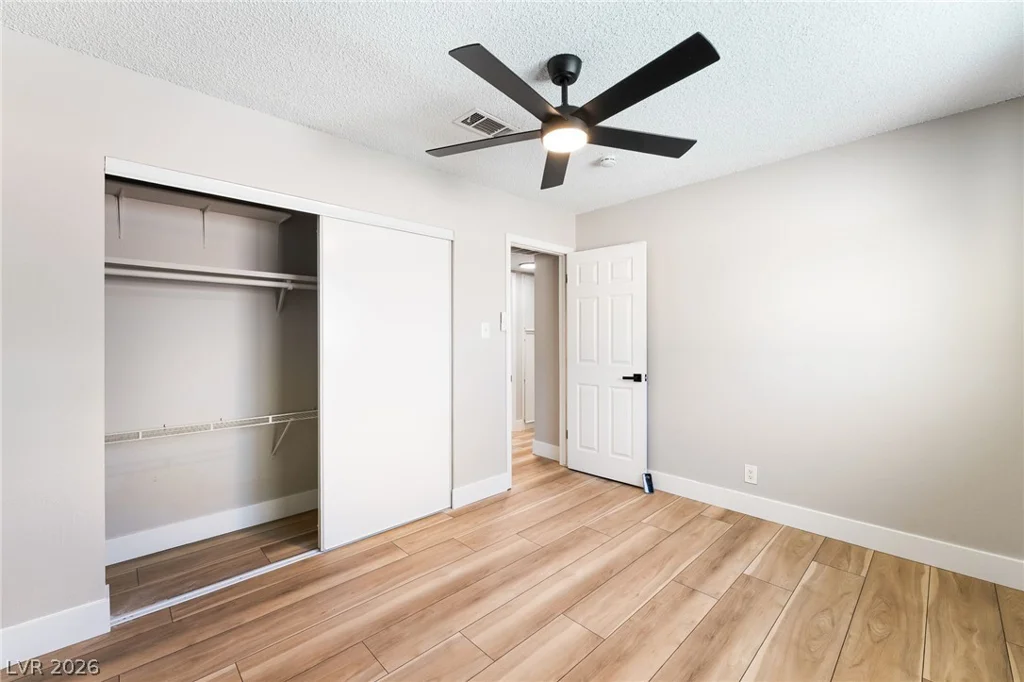 6504 Dinning, Las Vegas, NV 89107