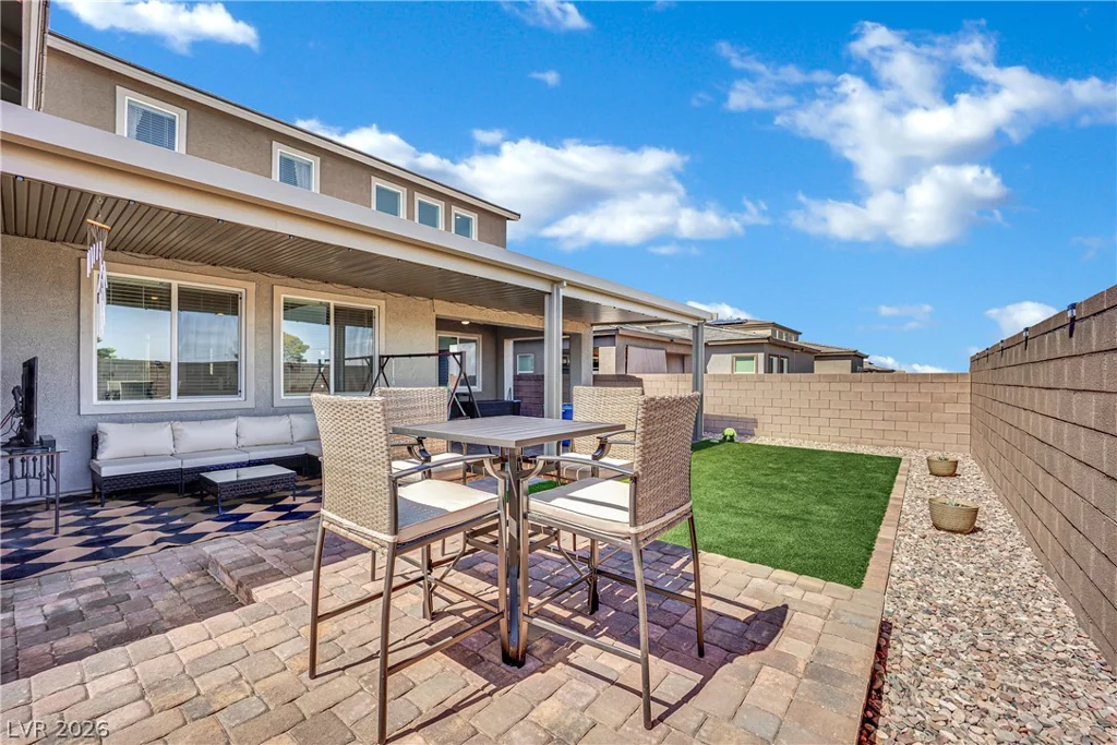 120 Barclay Heights, Henderson, NV 89015