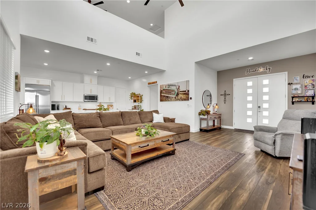 120 Barclay Heights, Henderson, NV 89015