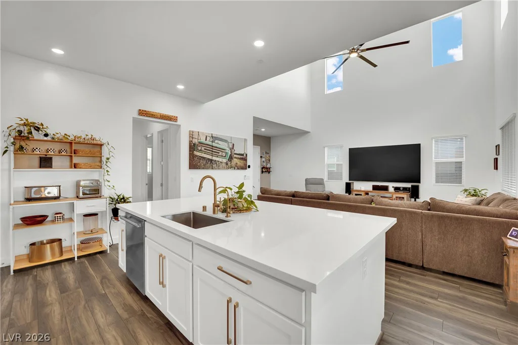 120 Barclay Heights, Henderson, NV 89015
