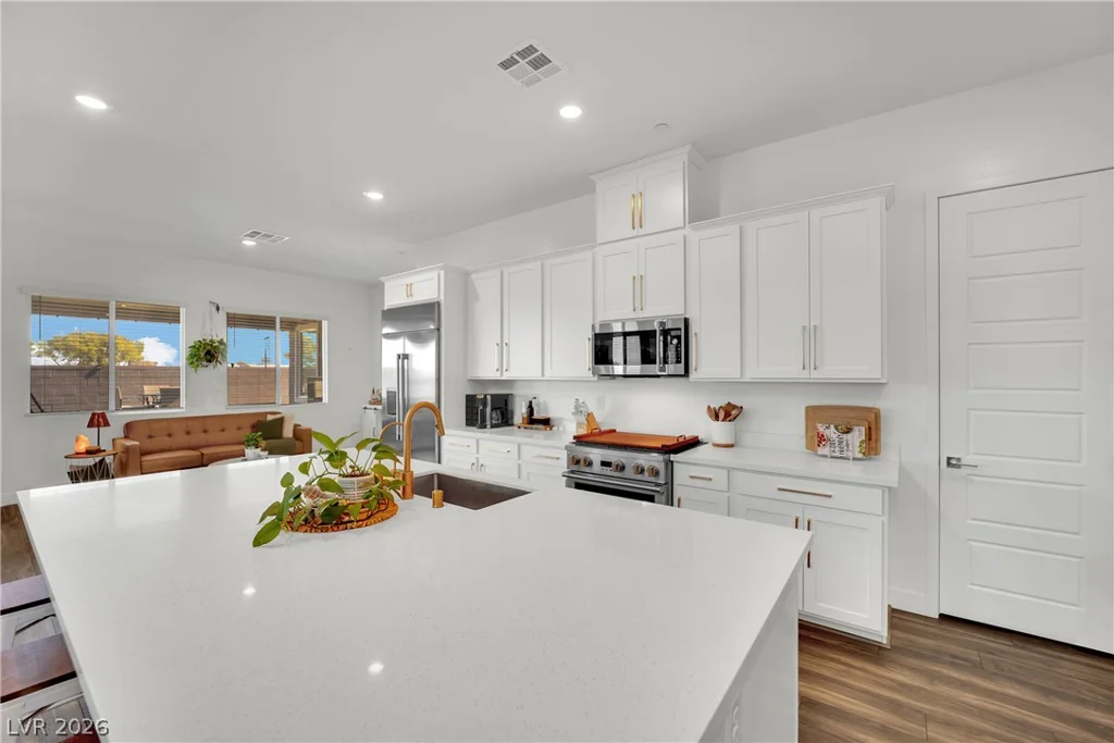 120 Barclay Heights, Henderson, NV 89015