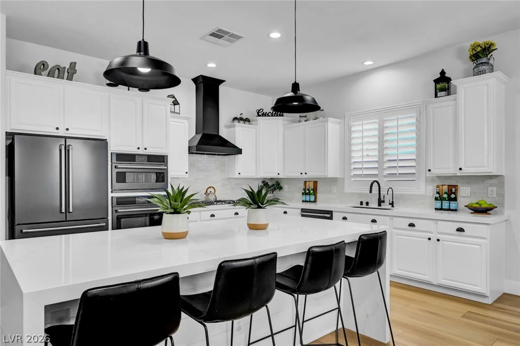 9155 Cimarron River, Las Vegas, NV 89149