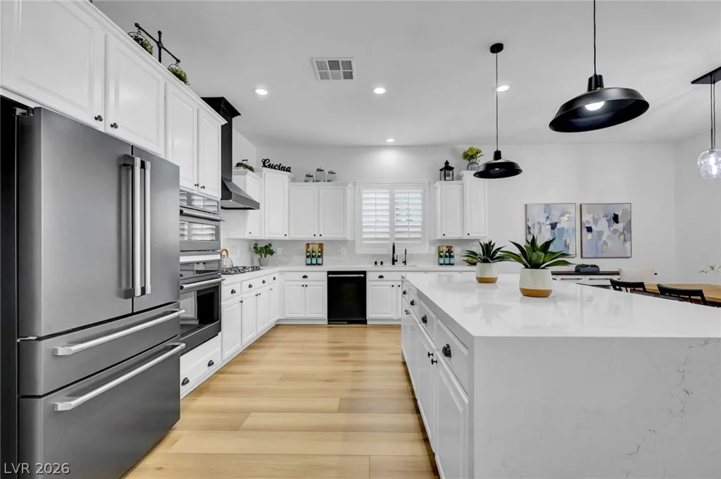 9155 Cimarron River, Las Vegas, NV 89149