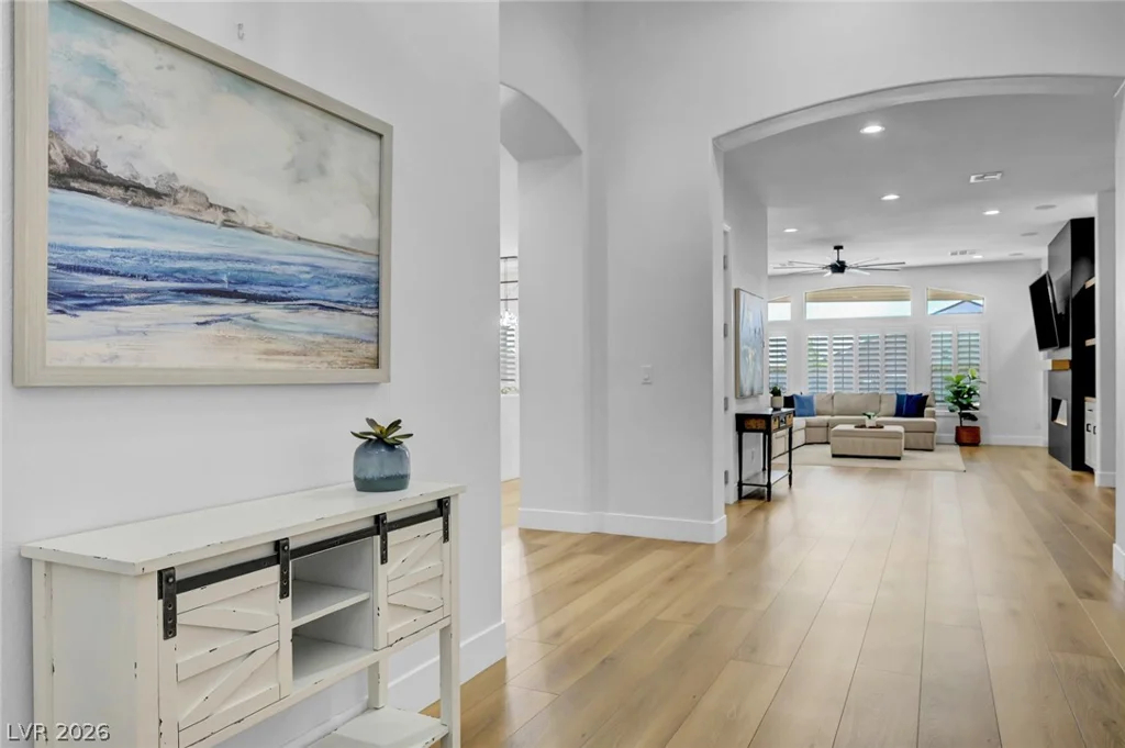 9155 Cimarron River, Las Vegas, NV 89149