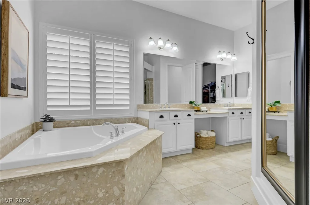 9155 Cimarron River, Las Vegas, NV 89149