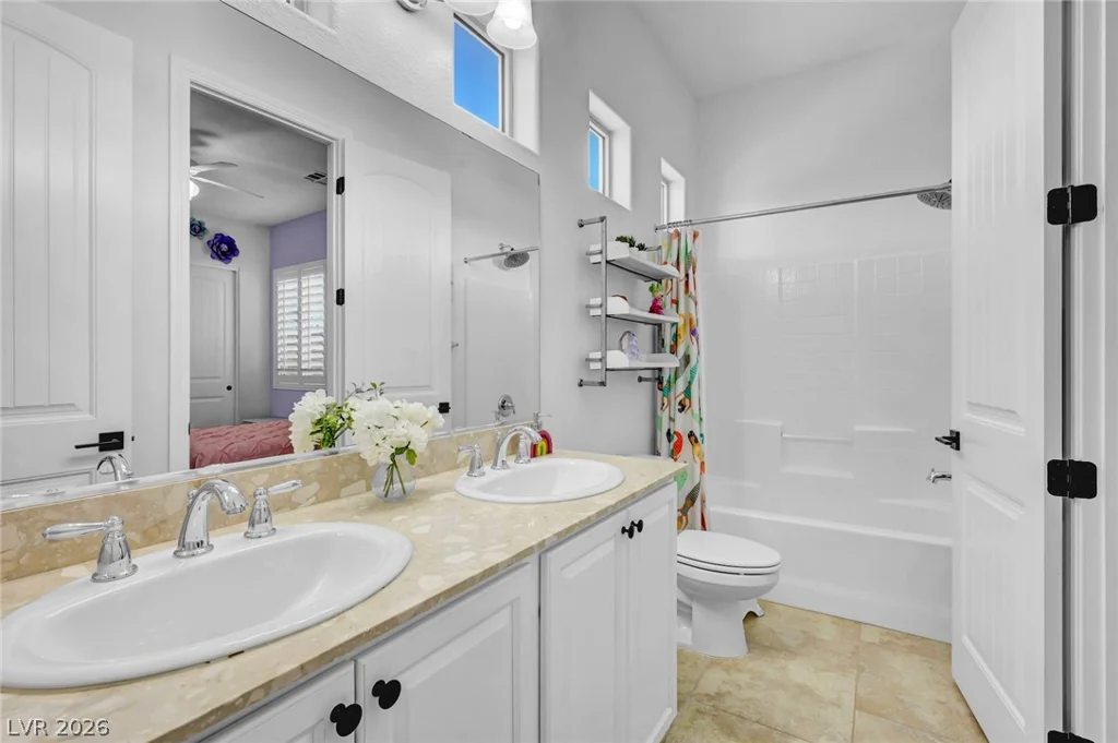 9155 Cimarron River, Las Vegas, NV 89149