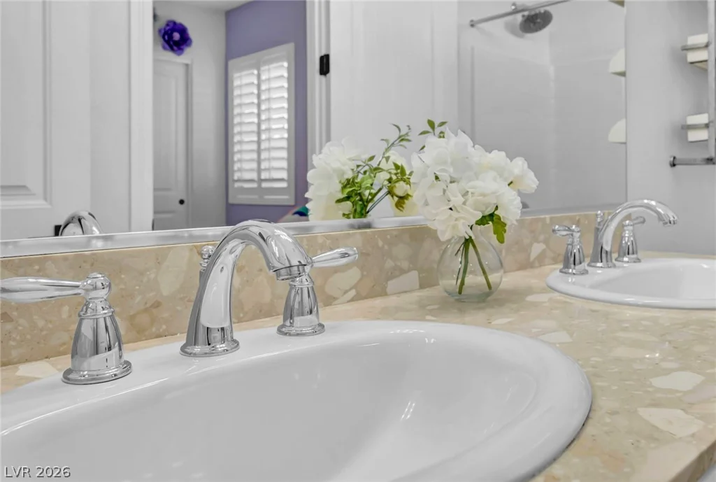 9155 Cimarron River, Las Vegas, NV 89149
