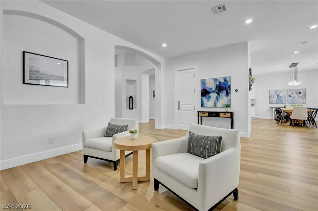 9155 Cimarron River, Las Vegas, NV 89149