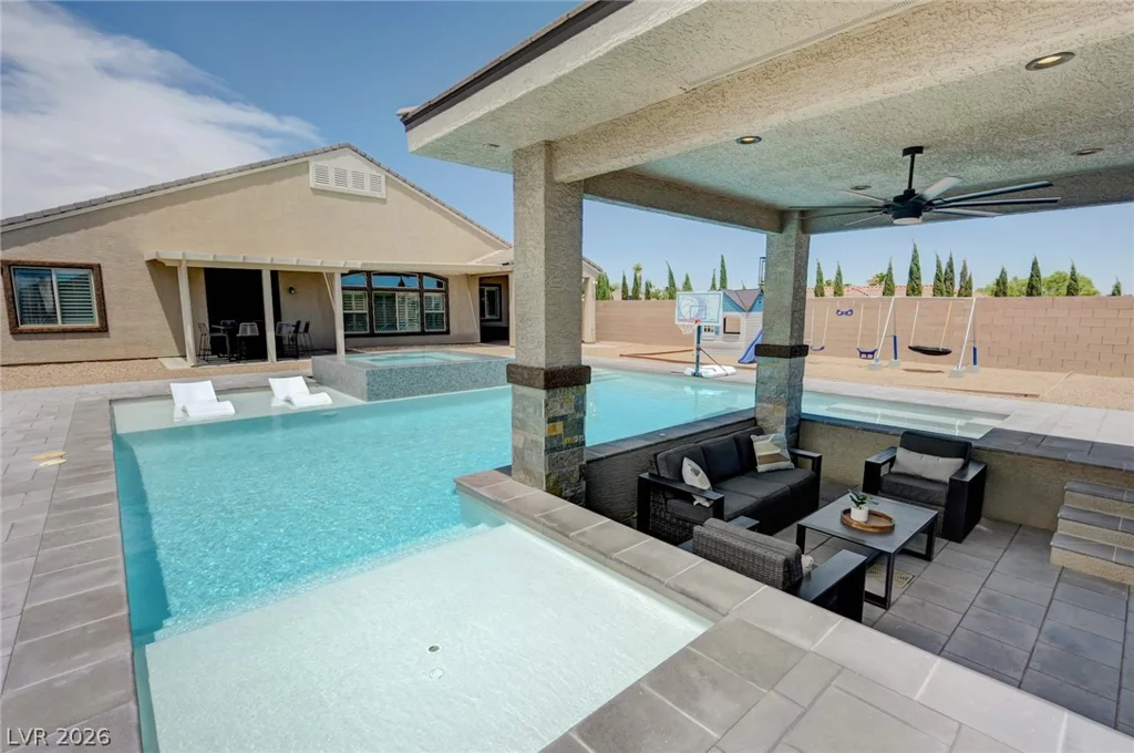 9155 Cimarron River, Las Vegas, NV 89149