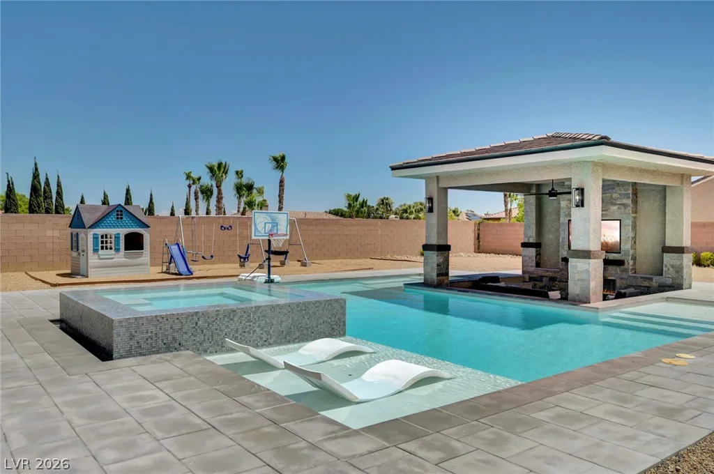 9155 Cimarron River, Las Vegas, NV 89149