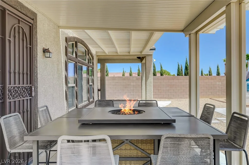9155 Cimarron River, Las Vegas, NV 89149
