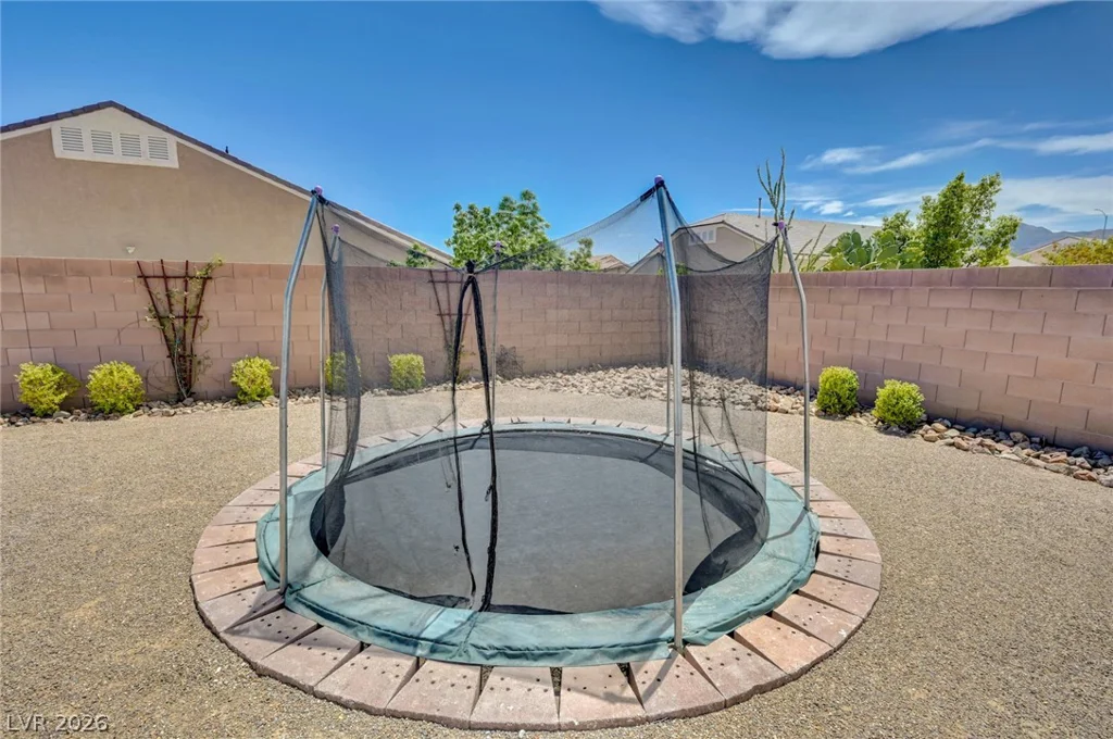 9155 Cimarron River, Las Vegas, NV 89149