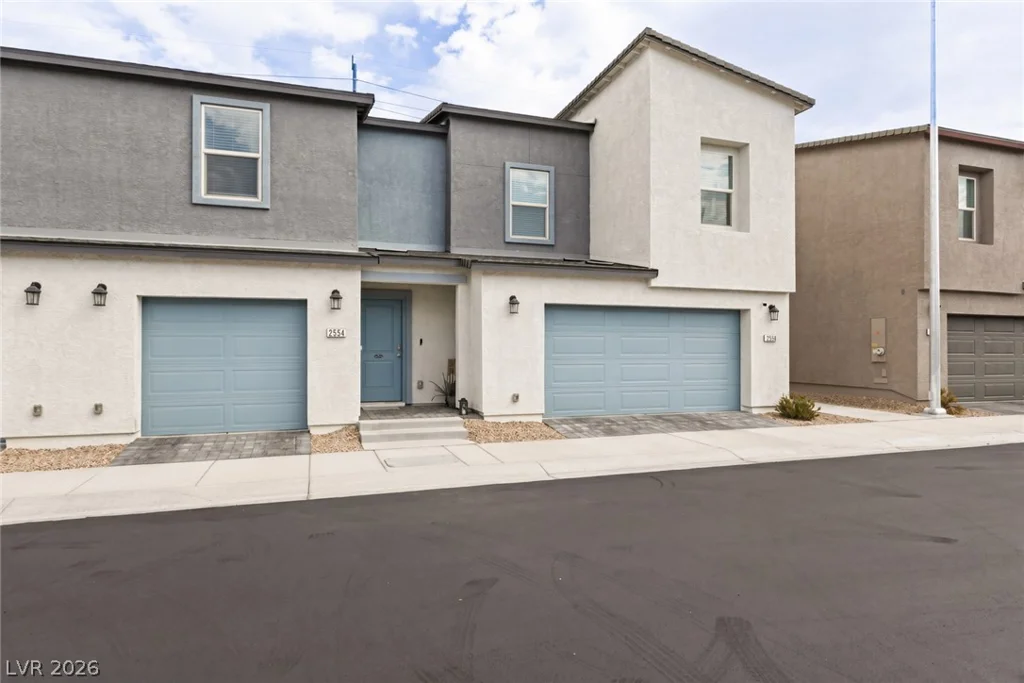 2554 Petunia Garden, North Las Vegas, NV 89081
