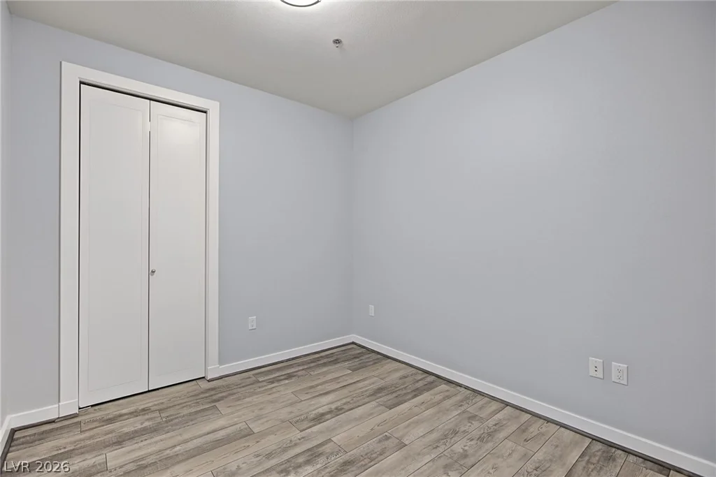 4525 Dean Martin, Las Vegas, NV 89103