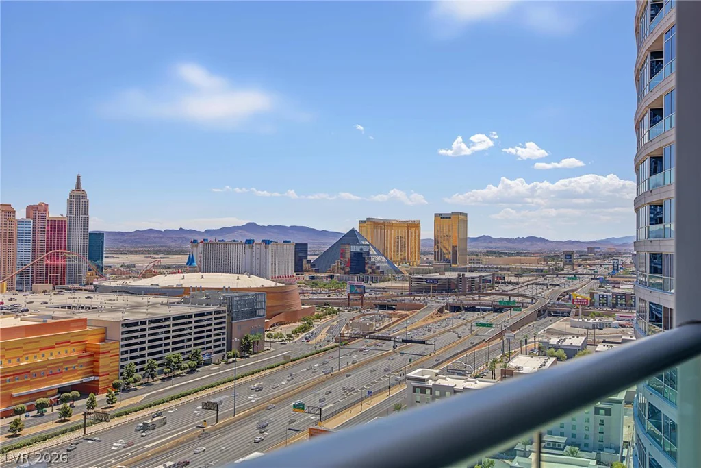 4525 Dean Martin, Las Vegas, NV 89103