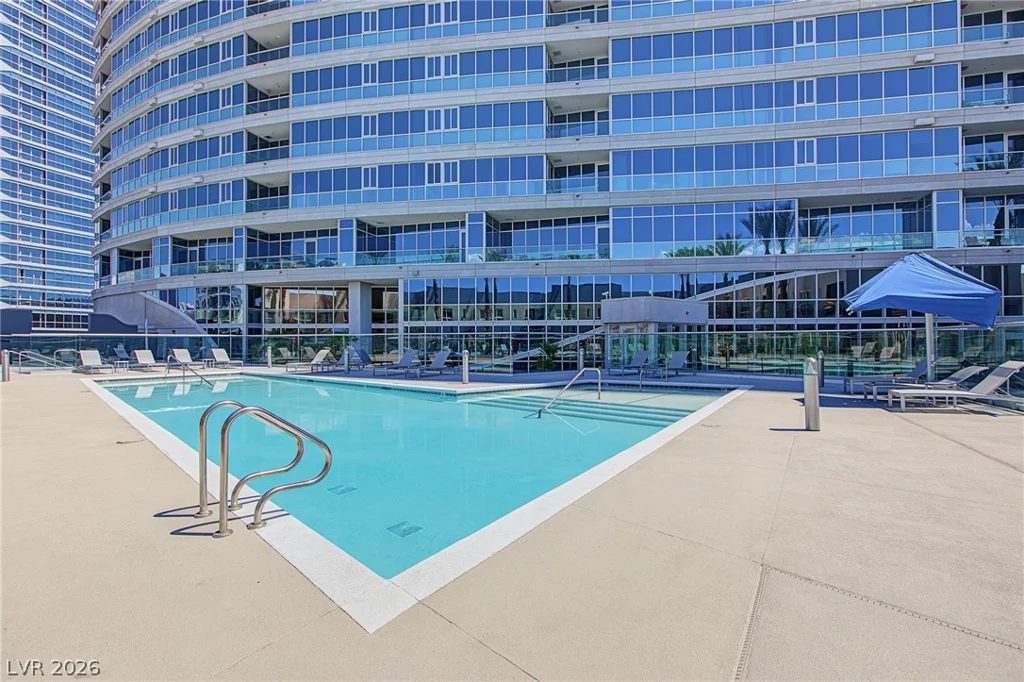 4525 Dean Martin, Las Vegas, NV 89103
