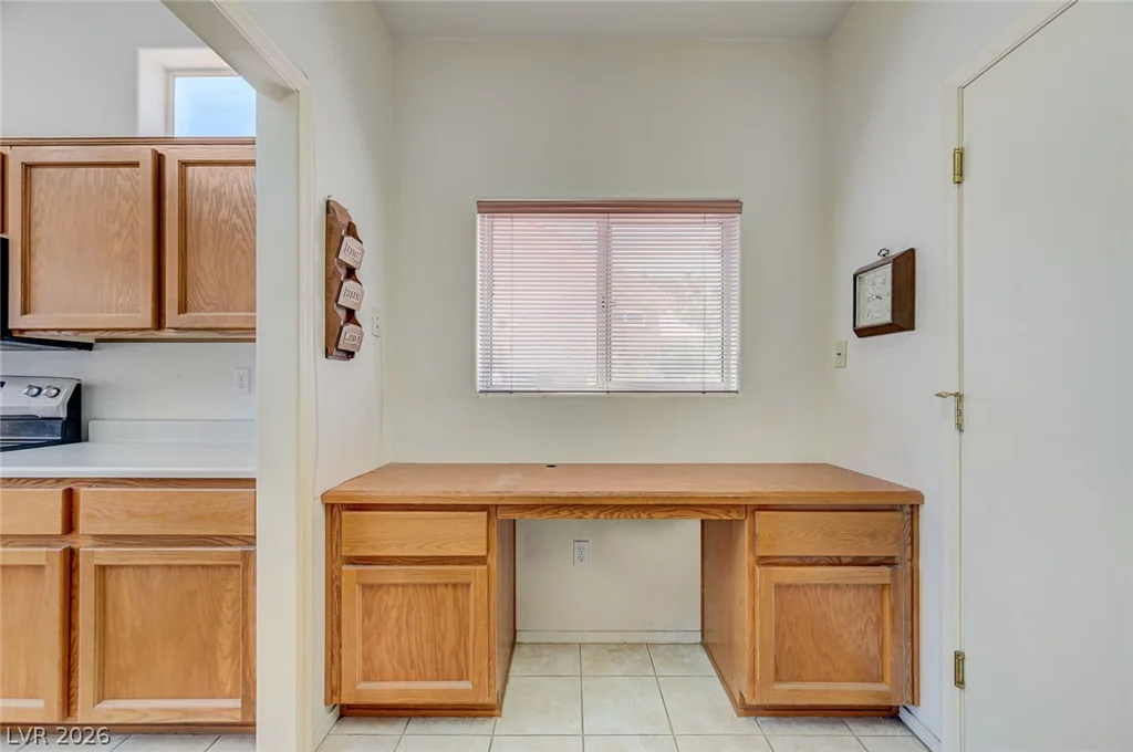 2832 Hanging Rock, Las Vegas, NV 89134