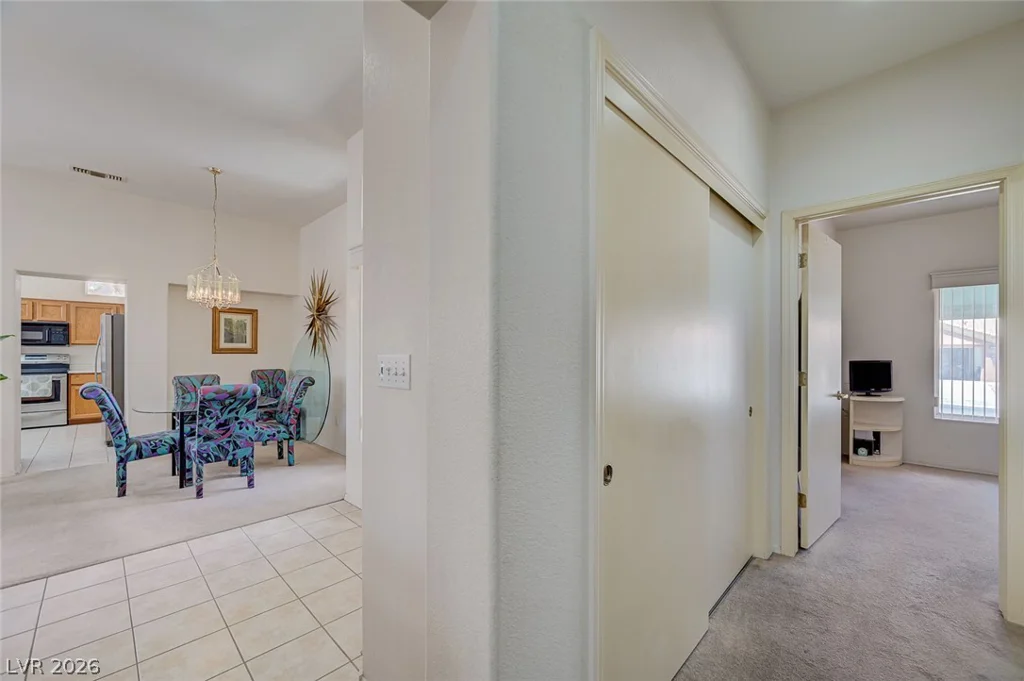 2832 Hanging Rock, Las Vegas, NV 89134