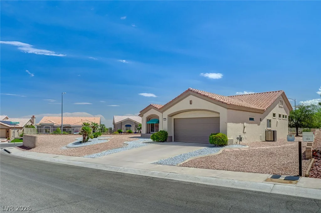 2832 Hanging Rock, Las Vegas, NV 89134