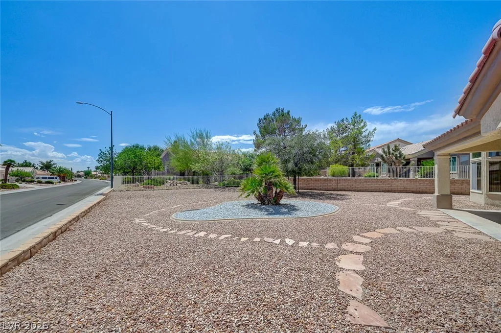 2832 Hanging Rock, Las Vegas, NV 89134