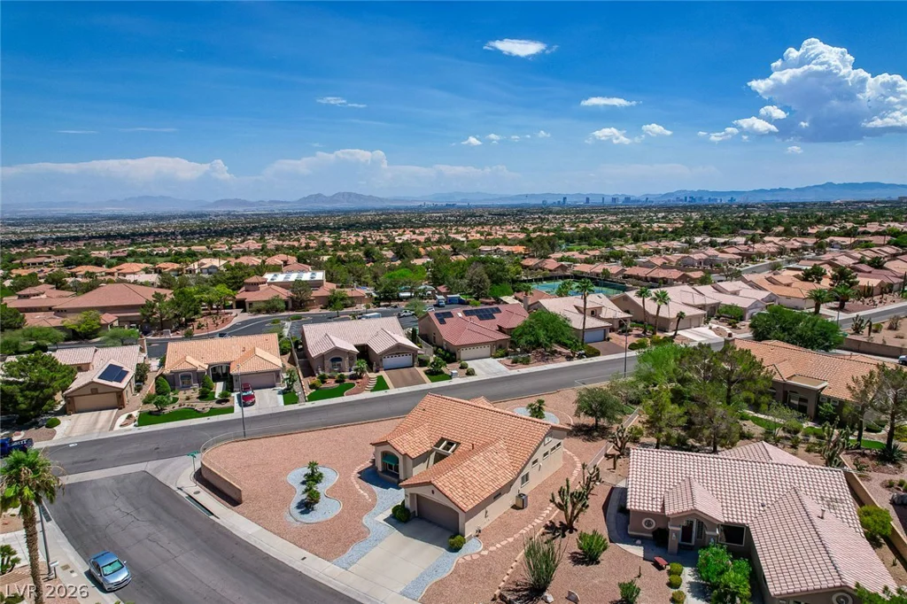 2832 Hanging Rock, Las Vegas, NV 89134