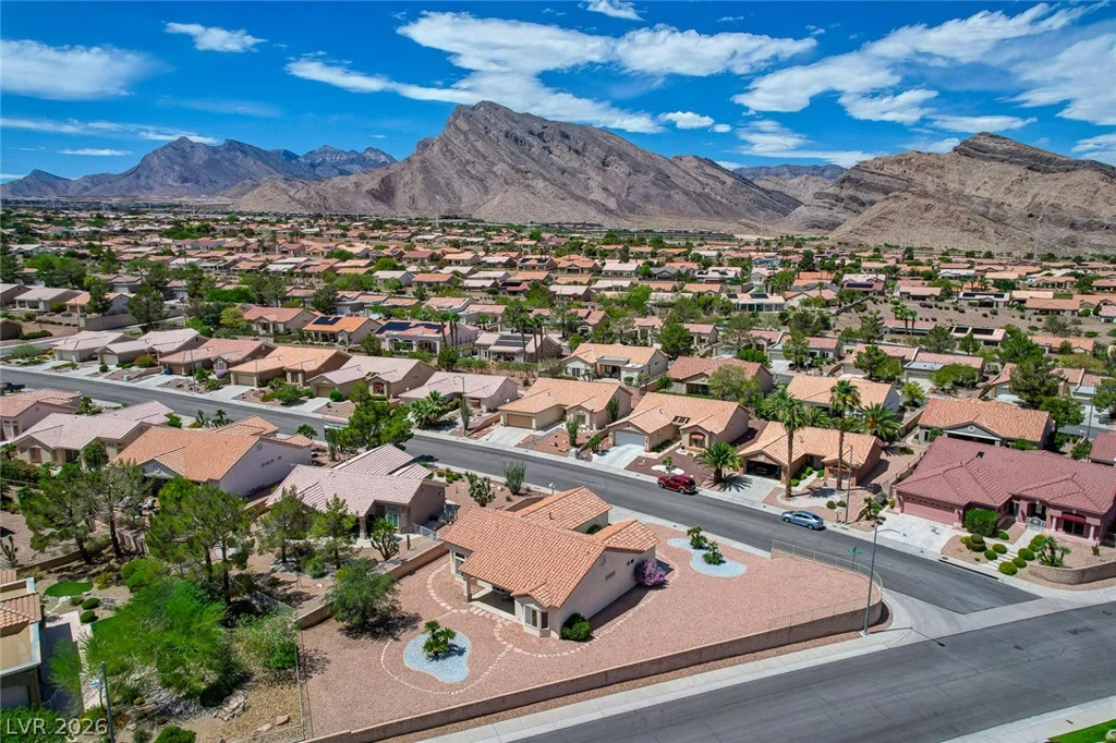 2832 Hanging Rock, Las Vegas, NV 89134